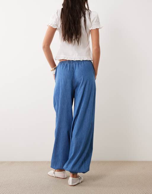 ASOS DESIGN - Pantalon en jean coupe ballon - Délavage moyen épuré, 2 de 5