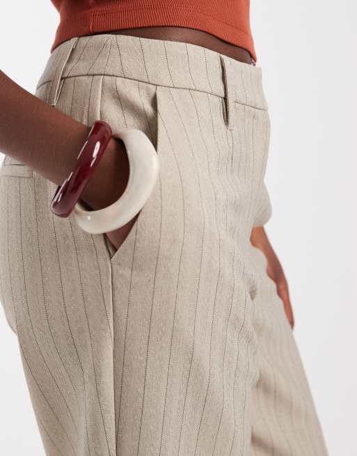 ASOS DESIGN pantalon évasé ajusté à rayures chevrons, 3 de 5