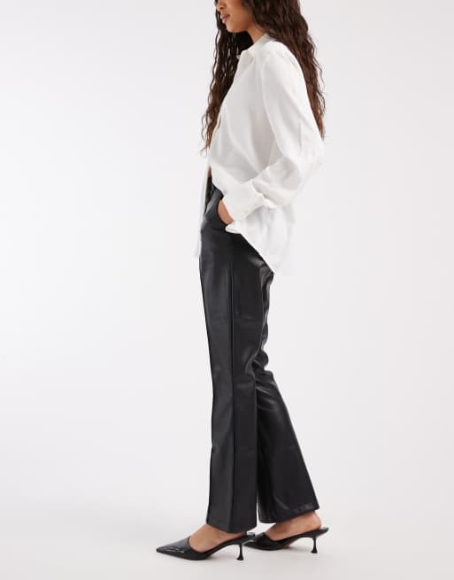 ASOS DESIGN - Pantalon évasé en similicuir - Noir, 2 de 5