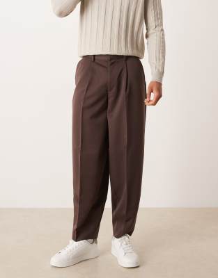 ASOS DESIGN - Pantalon habillé coupe bouffante à pinces - Marron-Brown