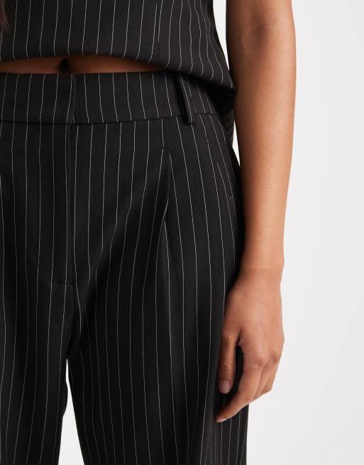ASOS DESIGN - Pantalon habillé coupe décontractée évasée à fines rayures - Noir, 3 de 5