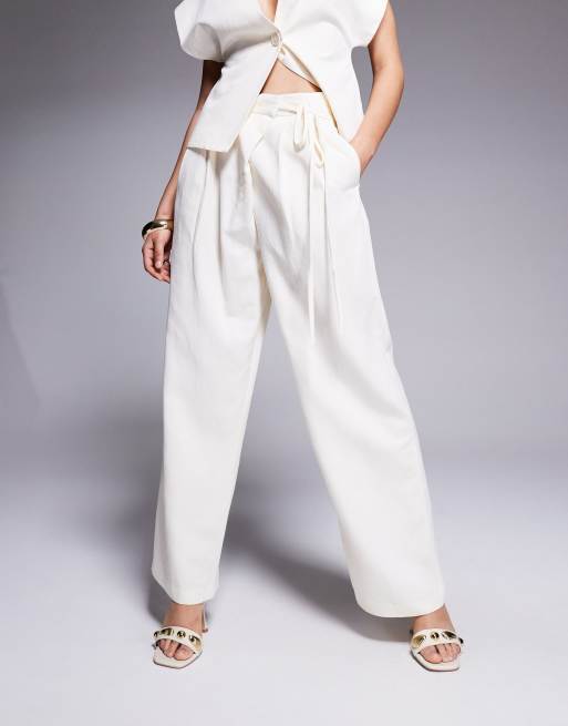 ASOS DESIGN - Pantalon habillé d'ensemble en lin avec taille croisée à liens - Ivoire