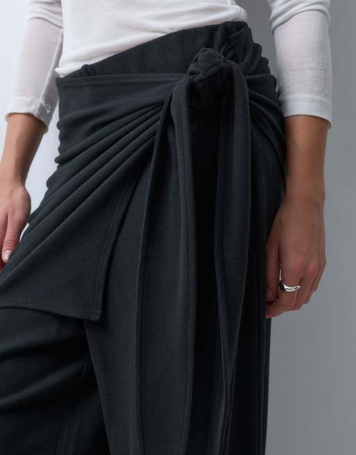 ASOS DESIGN pantalon jambe large ultra-doux drapé à nouer sur le côté noir, 5 de 5