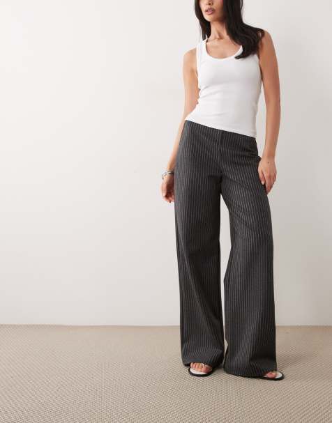 ASOS DESIGN - Pantalon large d'ensemble en jersey à fines rayures avec bords en dentelle - Bleu marine - view 1