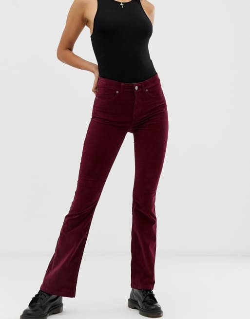 ASOS DESIGN - Pantalon long évasé en velours - Vin