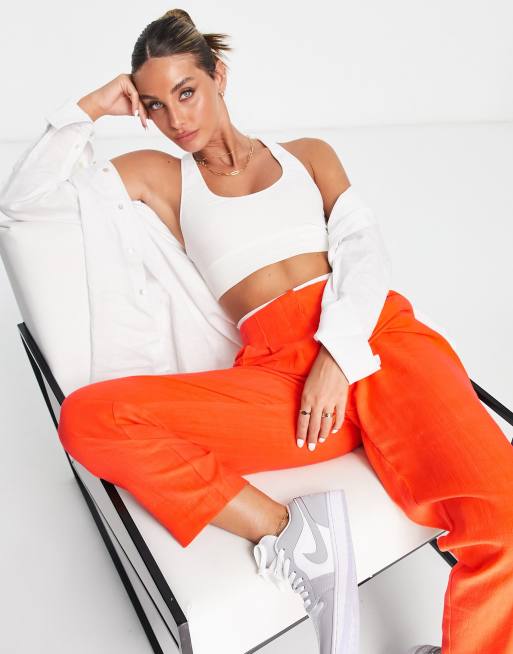 ASOS DESIGN - Pantalon mom fuselé en lin doux - Flamme