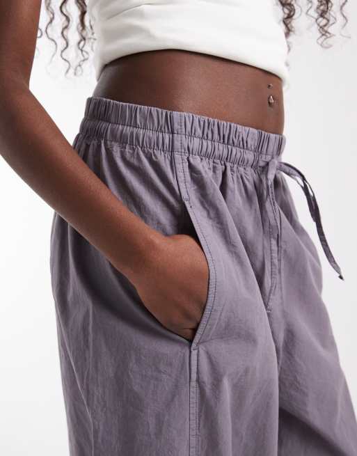 ASOS DESIGN - pantalón oversize de pernera globo en gris carbón, 4 de 5