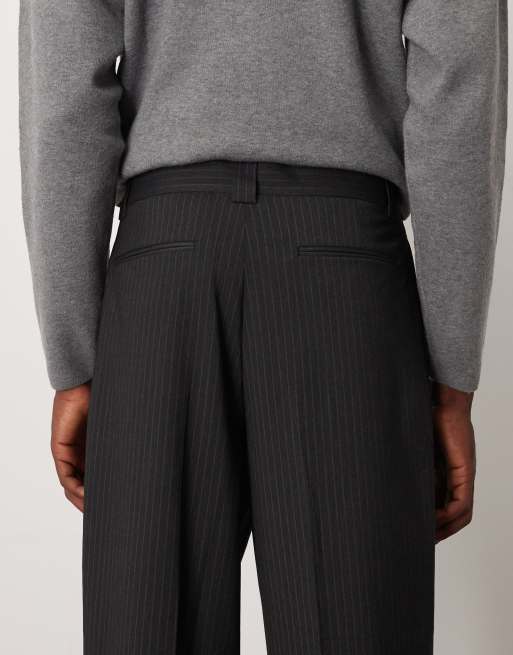ASOS DESIGN - Pantalon oversize habillé coupe fuselée à pinces et rayures fines - Anthracite, 4 de 5