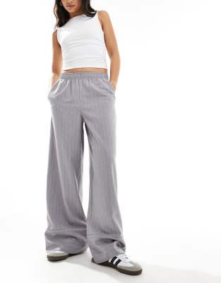 ASOS DESIGN - Pantalon rayé à enfiler - Gris