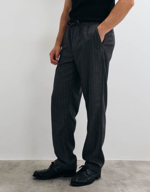 ASOS DESIGN pantalón recto gris de raya diplomática con cordón ajustable, 3 de 5