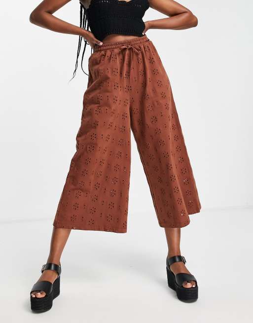 ASOS DESIGN - Pantalon style jupe-culotte à broderies - Marron | ASOS