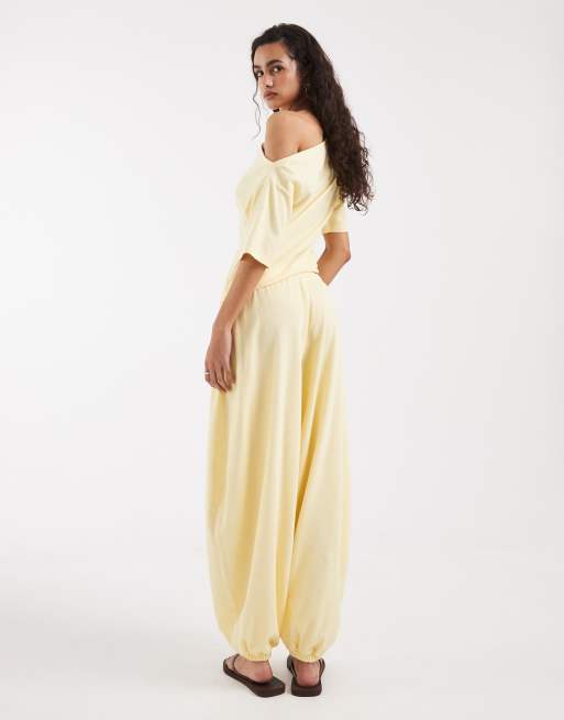 ASOS DESIGN - Pantalon texturé d'ensemble coupe bouffante oversize - Babeurre, 4 de 5
