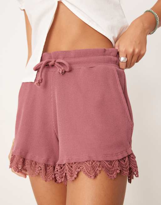 ASOS DESIGN - Pantaloncini a nido d'ape con fondo in pizzo, 5 di 5