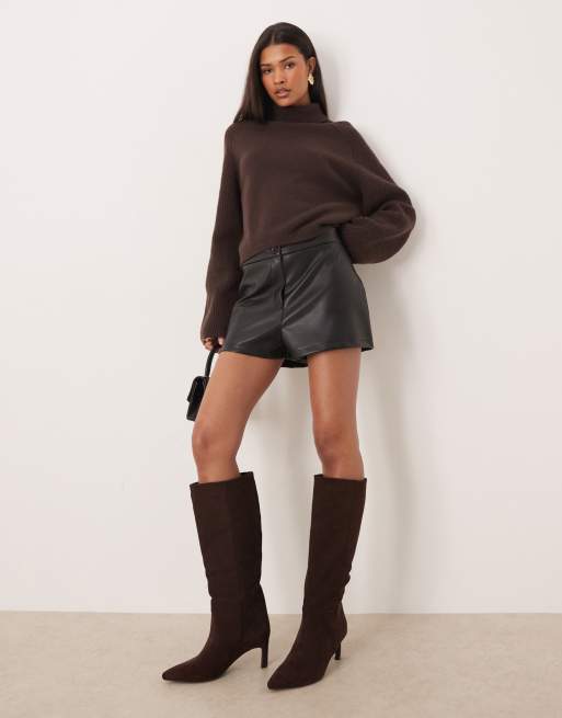 ASOS DESIGN - Pantaloncini a vita medio alta in similpelle PU neri, 2 di 5