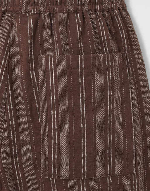 ASOS DESIGN - Pantaloncini ampi di media lunghezza elasticizzati marroni a righe in coordinato, 9 di 9
