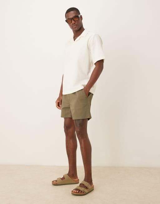 ASOS DESIGN - Pantaloncini ampi facili da indossare taglio corto kaki