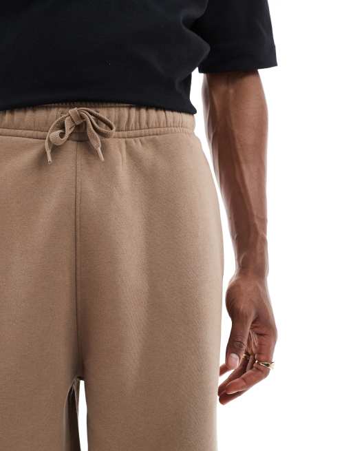 ASOS DESIGN - Pantaloncini basic oversize di media lunghezza marrone chiaro, 5 di 5