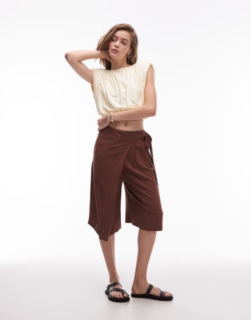 ASOS DESIGN - Pantaloncini bermuda in misto lino a portafoglio color cioccolato