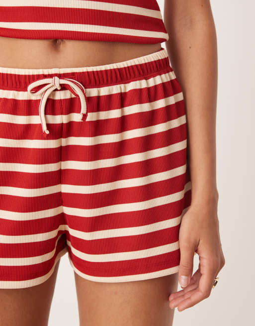 ASOS DESIGN - Pantaloncini boxer micro a vita medio alta rossi a righe in coordinato, 2 di 5