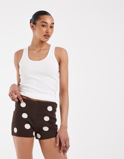 ASOS DESIGN - Pantaloncini corti in marrone rossa a pois in coordinato