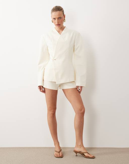 ASOS DESIGN - Blazer sartoriale da abito stretto in vita color panna, 3 di 3