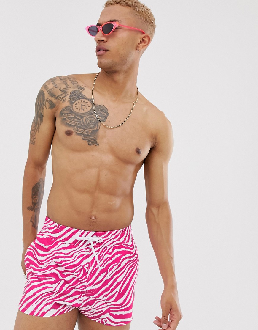 ASOS DESIGN - Pantaloncini da bagno corti con stampa tigrata rosa fluo-Multicolore