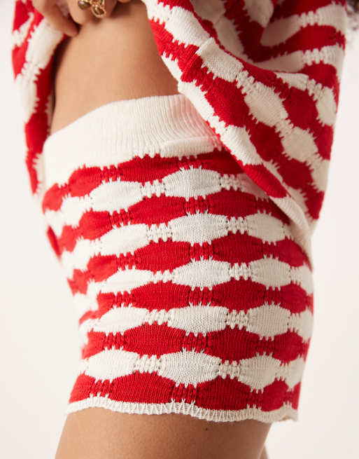 ASOS DESIGN - Pantaloncini in maglia a righe rosse e bianche con cuciture in coordinato, 5 di 5