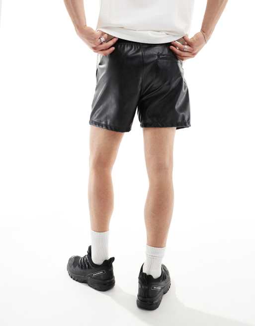 ASOS DESIGN - Pantaloncini in pelle sintetica neri con lacci, 4 di 5
