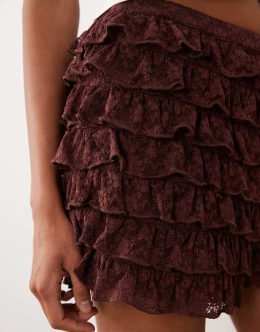 ASOS DESIGN - Pantaloncini micro color cioccolato con volant in pizzo a strati, 3 di 5