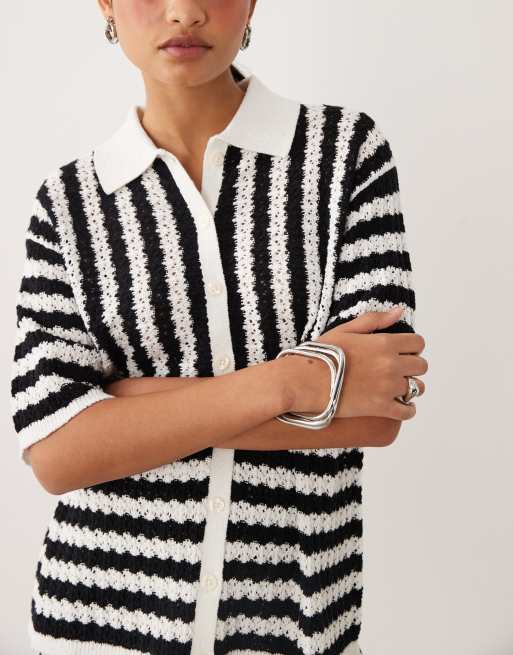 ASOS DESIGN - Pantaloncini monocromatici fiammati a righe in coordinato, 3 di 4