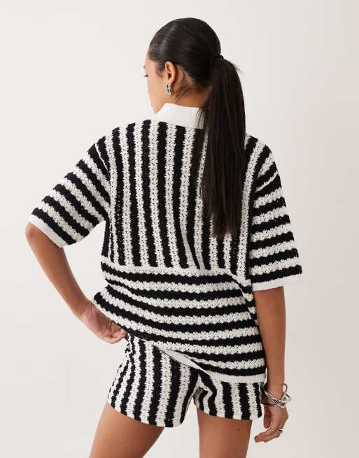 ASOS DESIGN - Pantaloncini monocromatici fiammati a righe in coordinato, 4 di 4