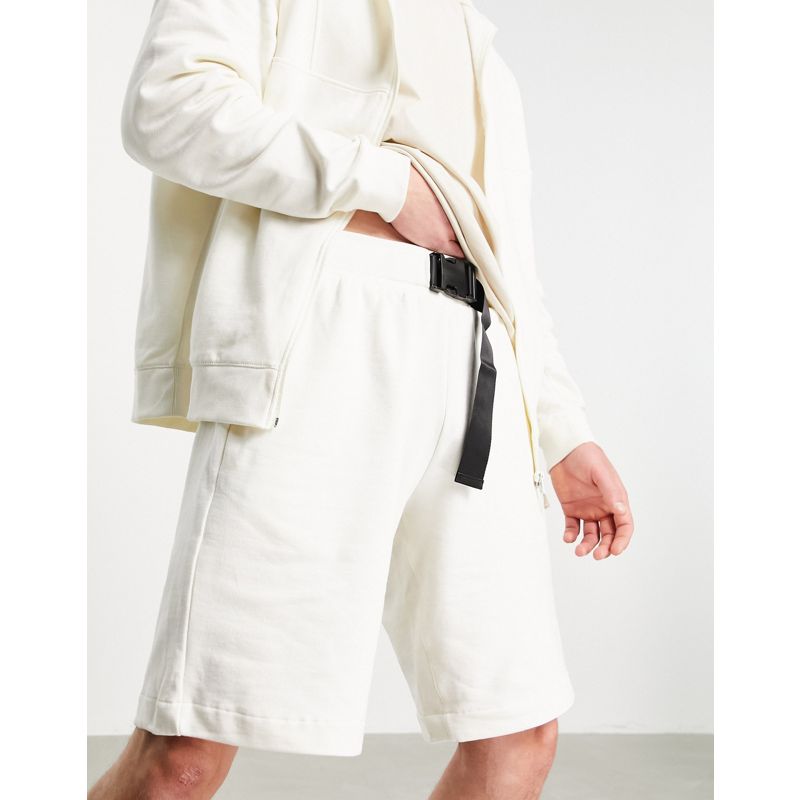 Uomo Coordinati DESIGN - Pantaloncini oversize in jersey bianchi con cintura in coordinato