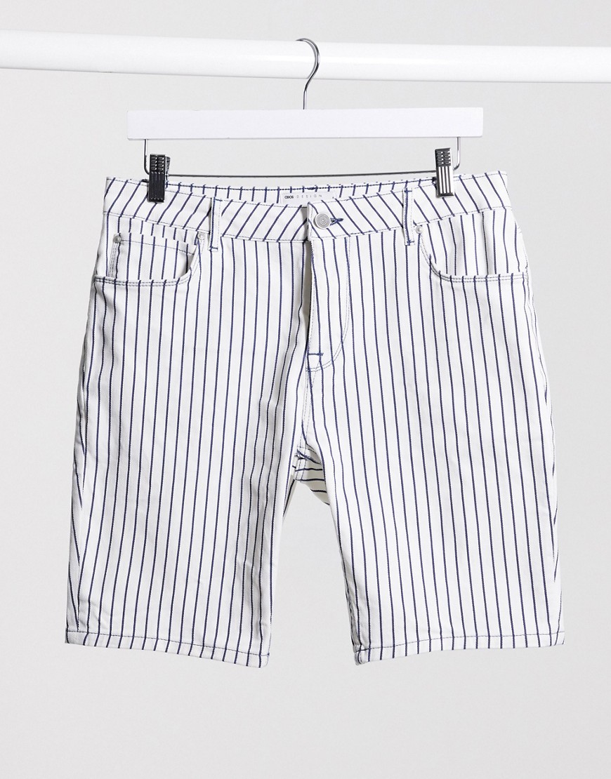 ASOS DESIGN - Pantaloncini skinny bianchi a righe blu navy-Bianco