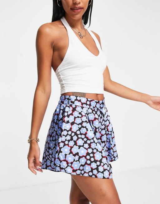 ASOS DESIGN - Pantaloncini svasati blu a fiori, 3 di 4