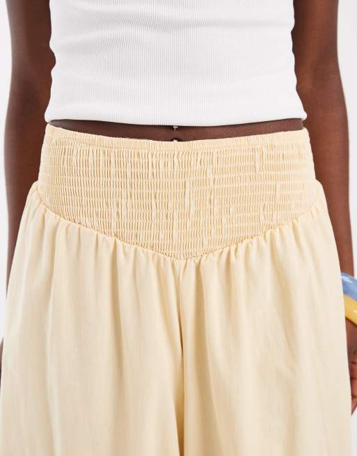ASOS DESIGN - Pantalones beis fruncidos de corte globo de mezcla de lino (parte de un conjunto), 5 de 5