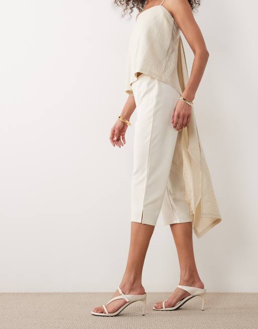 ASOS DESIGN - Pantalones capri color crema con abertura lateral, 2 de 5