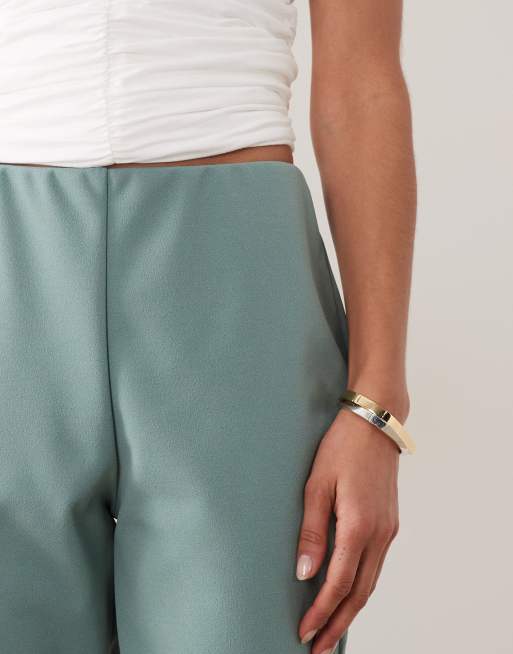 ASOS DESIGN - Pantalones capri color huevo de pato con abertura lateral, 3 de 5