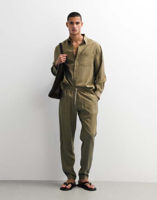 ASOS DESIGN - Pantalones caquis de corte tapered holgado (parte de un conjunto), 5 de 7