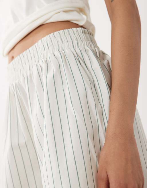 ASOS DESIGN - Pantalones cortos a rayas estilo bermudas sin cierres (parte de un conjunto), 3 de 5