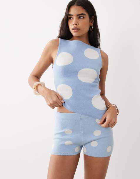 ASOS DESIGN - Pantalones cortos azules asimétricos con estampado de lunares de punto (parte de un conjunto) - view 1