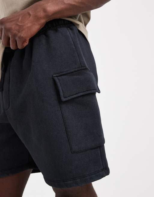 ASOS DESIGN - Pantalones cortos cargo negro lavado de corte slim de punto liso, 5 de 5