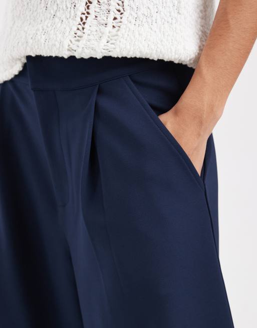 ASOS DESIGN - Pantalones cortos de sastre azul marino lisos estilo bermudas de sarga, 5 de 5