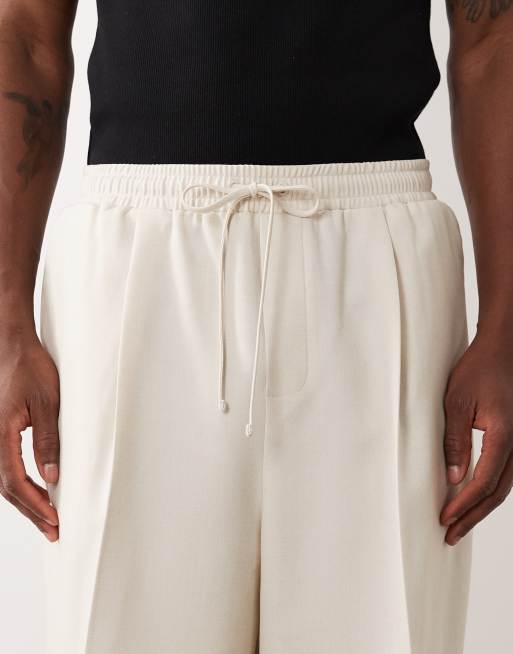 ASOS DESIGN - Pantalones cortos de sastre color crudo estilo bermudas sin cierres, 4 de 5