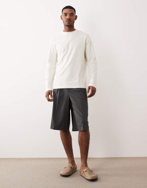 ASOS DESIGN - Pantalones cortos de sastre gris carbón estilo bermudas extragrandes con raya diplomática y pinzas, 5 de 5