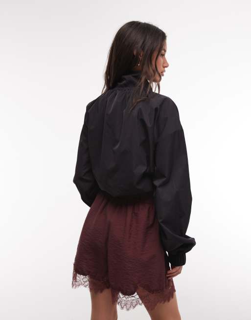 ASOS DESIGN - Pantalones cortos marrón chocolate de satén con ribete de encaje, 5 de 5