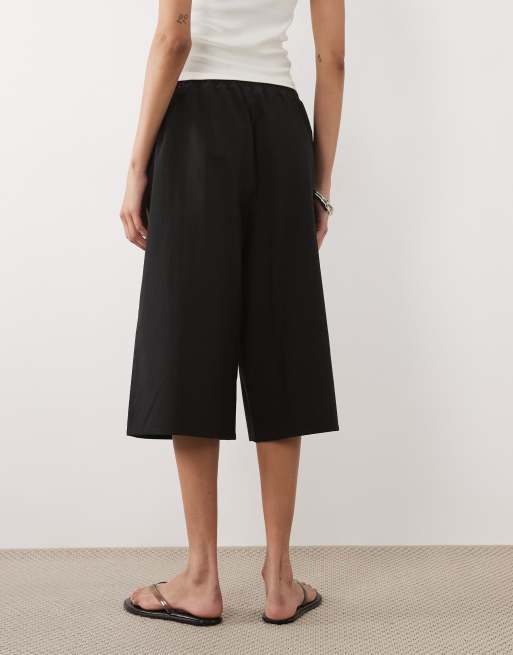 ASOS DESIGN - Pantalones cortos negros estilo bermudas de corte alargado de lino, 5 de 5