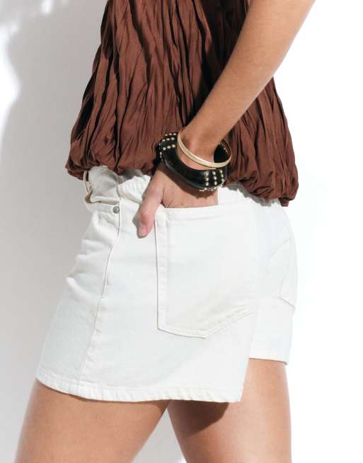 ASOS DESIGN - Pantalones cortos vaqueros color crudo de talle alto, 4 de 5