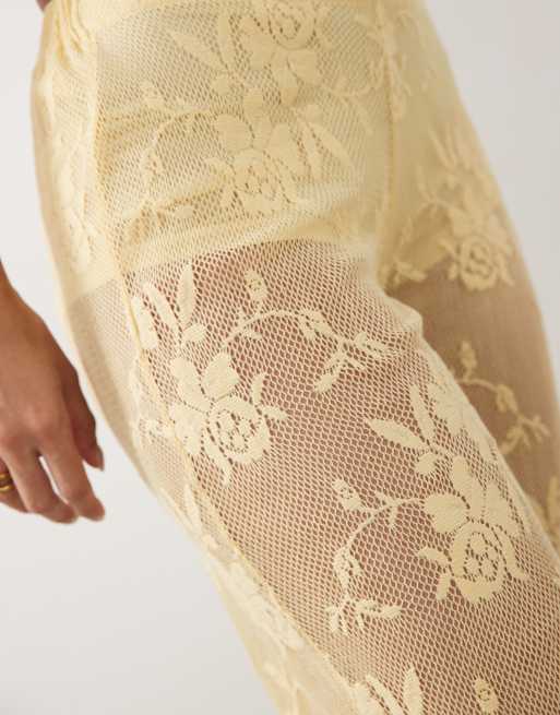 ASOS DESIGN - Pantalones de campana amarillos de encaje floral de croché (parte de un conjunto), 4 de 5