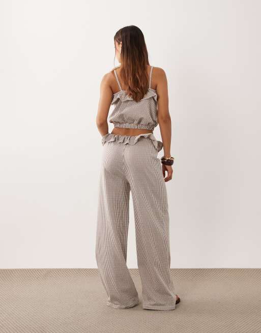 ASOS DESIGN - pantalones de conjunto de pernera ancha con detalle de volante y estampado a rayas, 5 de 5