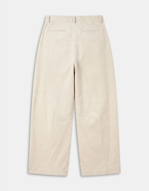 ASOS DESIGN pantalones de pana de sastre de pernera barrel en crudo, 8 de 10